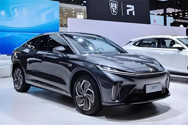 球王会体育：越过2024年的“极点”，在2025进入新的速度和节奏