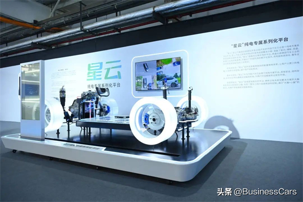 上汽牵手华为，为中国汽车市场打造美好灵魂与梦想