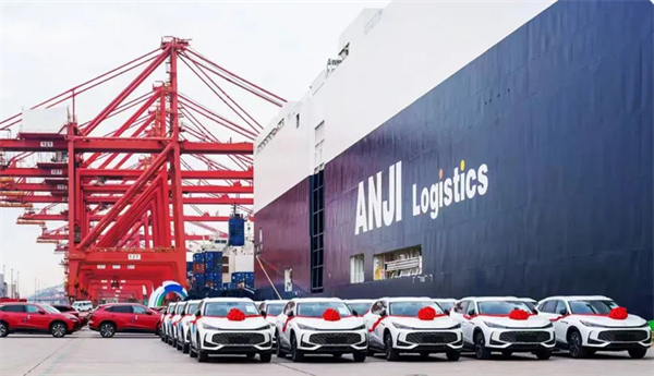 销量“五连涨”势如破竹，上汽巨轮破浪前行