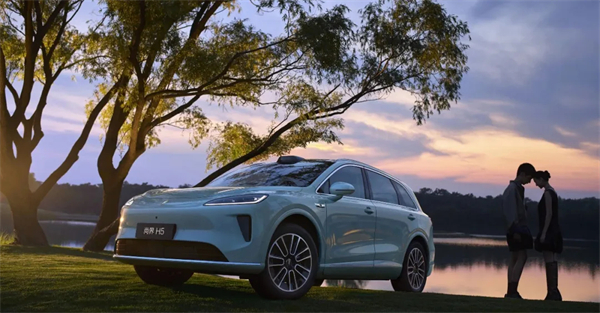 尚界H5揭开神秘面纱，这会是年轻人的第一辆鸿蒙智行么？