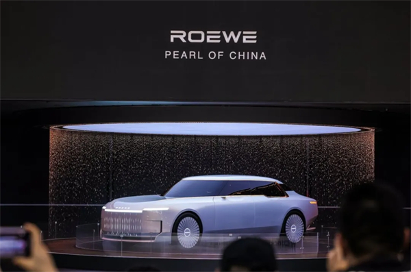 惊涛里再起航，球王会体育转型有哪些初步成效？