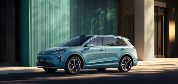 上半年零售销量夺冠，饱和式进攻箭在弦上：上汽势如破竹