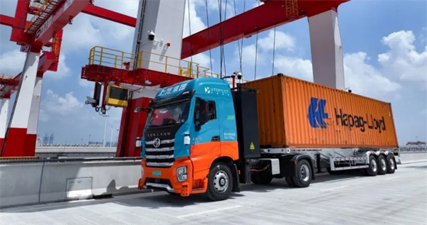 斩获两张L4级“沪牌”，上汽为什么成为世界人工智能大会收获最多的企业？