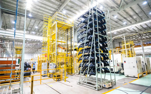 尚界之光，照亮上汽改革之路