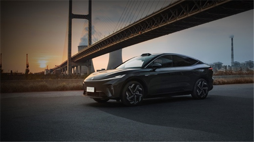 球王会体育转型“三重奏”：技术突围、品质护航与生态重构