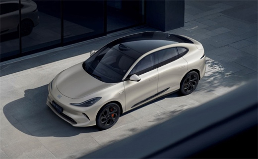 球王会体育转型“三重奏”：技术突围、品质护航与生态重构