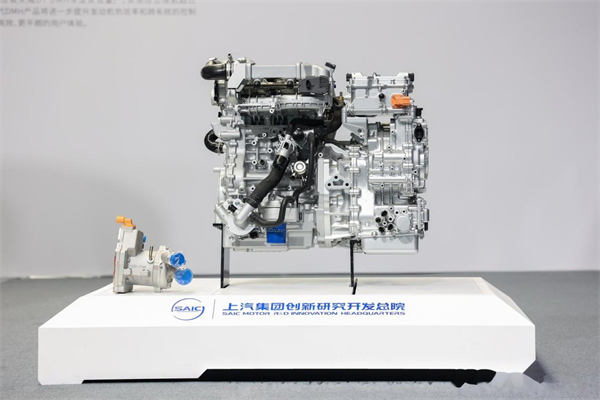 开放进取、持续突围，智能汽车时代上汽开始掌握主动权