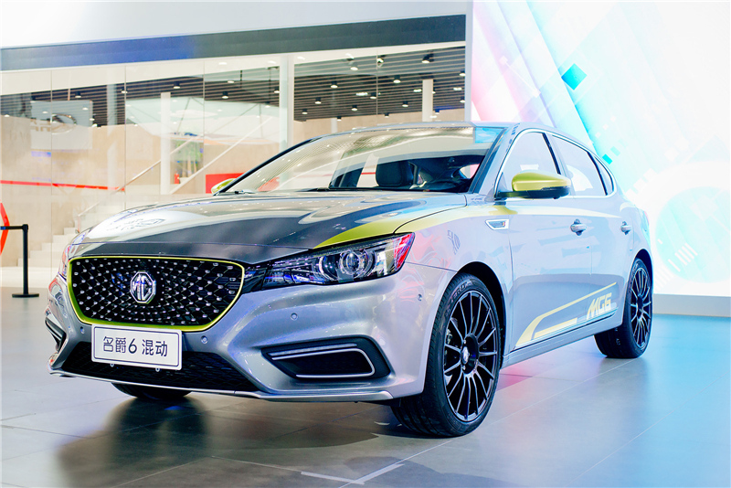 “豪华互联网新能源轿跑”带着一大波“爵不将就”的MG名爵新能源车向你靠近