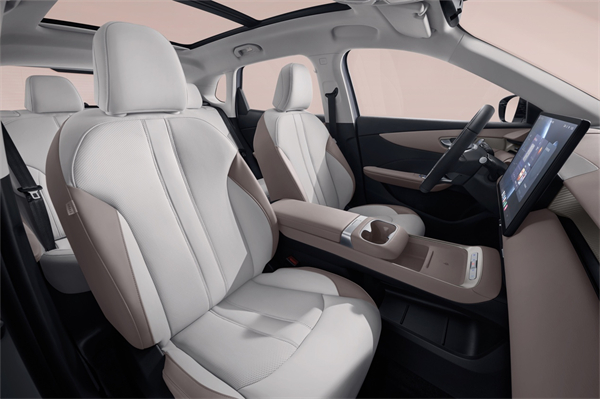 开创传统车企先河，MG重新发布ES5，“领先一代、便宜一万”重塑格局