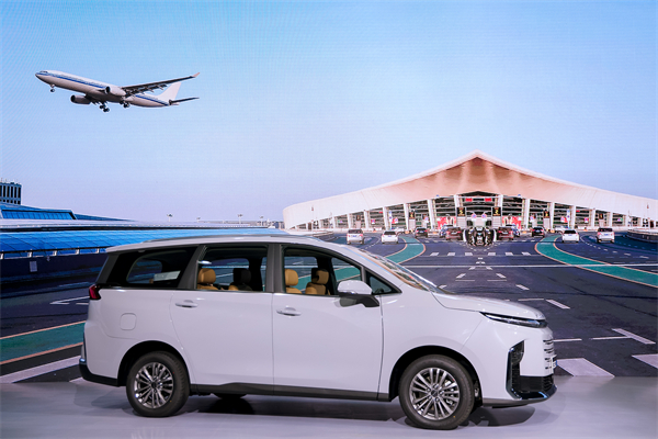 大空间、更省钱、长续航，“国民家用MPV”上汽大通G50混动MPV开启预售，满足家庭用车、旅游出行等全需求！