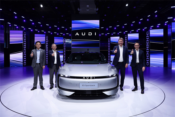 双王牌首秀，领潮2025上海车展