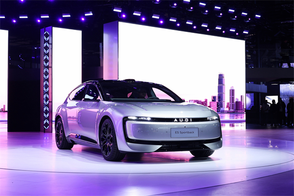 双王牌首秀，领潮2025上海车展