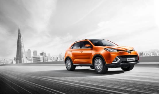 “卷福”首访中国，成功挑战名爵锐腾“8秒破百”